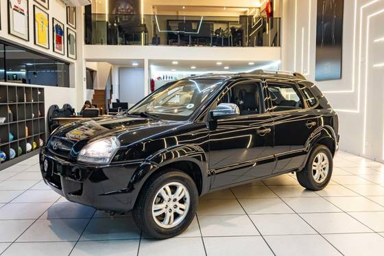 HYUNDAI TUCSON 2.0 MPFI GL 16V 142CV 2WD GASOLINA 4P MANUAL HYUNDAI TUCSON 2.0 MPFI GL 16V 142CV 2WD GASOLINA 4P MANUAL